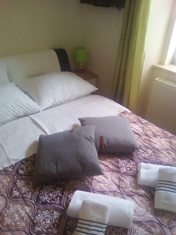 Elg Rooms Postojna Εξωτερικό φωτογραφία