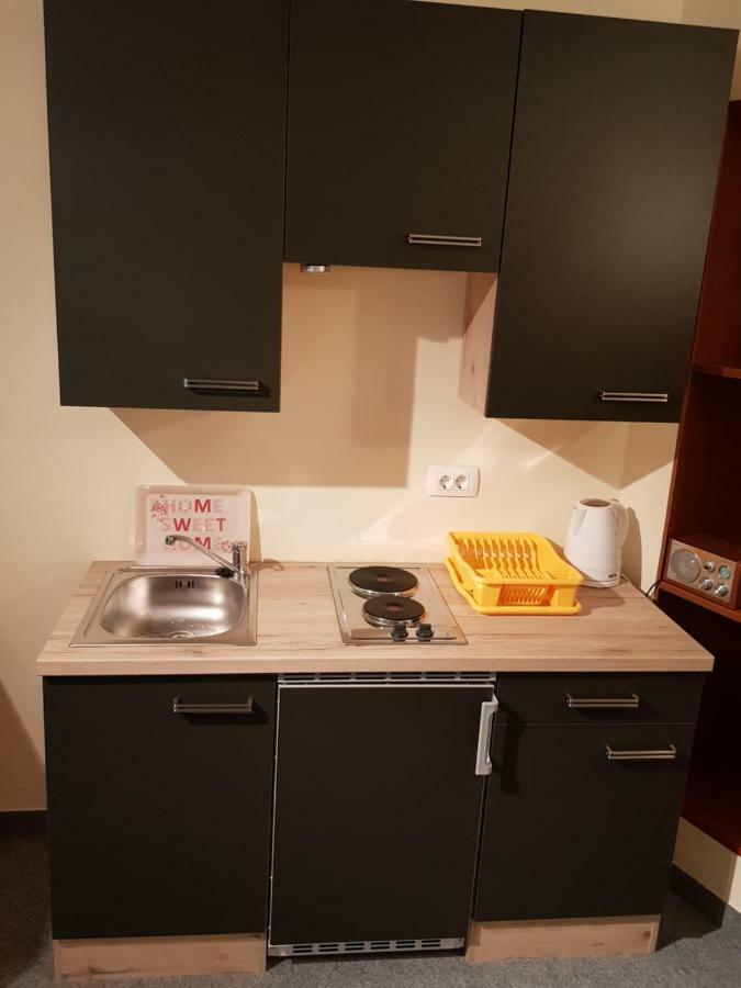 Elg Rooms Postojna Εξωτερικό φωτογραφία