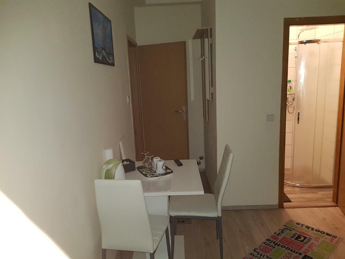 Elg Rooms Postojna Εξωτερικό φωτογραφία