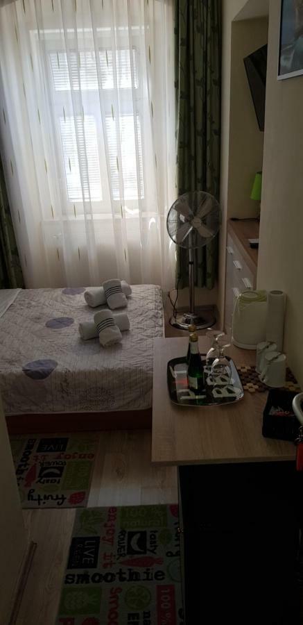 Elg Rooms Postojna Εξωτερικό φωτογραφία