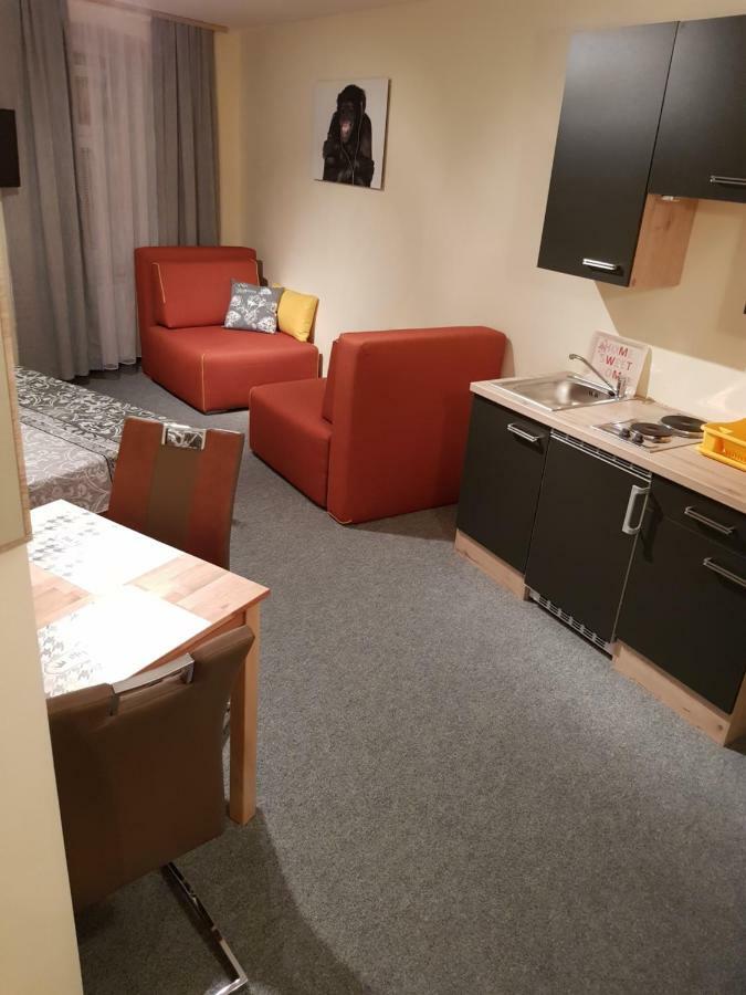 Elg Rooms Postojna Εξωτερικό φωτογραφία